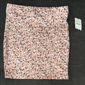 Love Tree Floral Blush Pencil Skirt